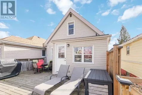 54 Weir Street South Hamilton (bartonville) ON L8K 3A4