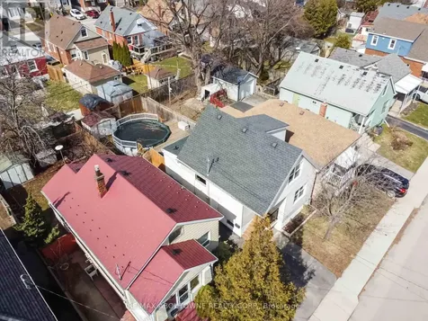 54 Weir Street South Hamilton (bartonville) ON L8K 3A4