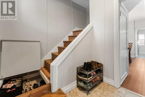 54 Weir Street South Hamilton (bartonville) ON L8K 3A4