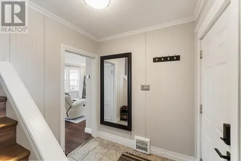 54 Weir Street South Hamilton (bartonville) ON L8K 3A4