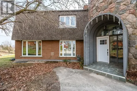 136 4th Avenue Hanover ON N4N 2B3