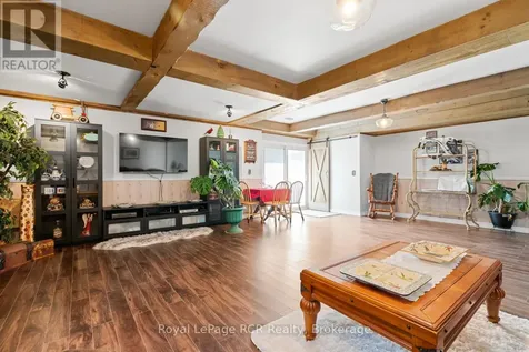 136 4th Avenue Hanover ON N4N 2B3