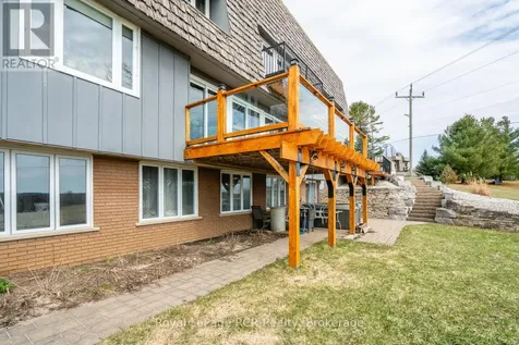 136 4th Avenue Hanover ON N4N 2B3