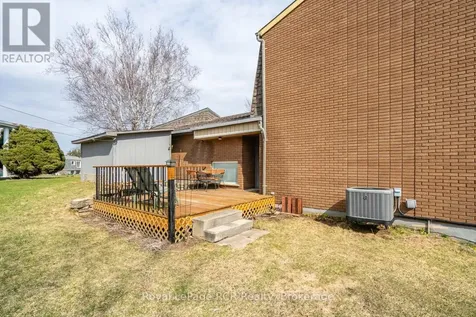 136 4th Avenue Hanover ON N4N 2B3