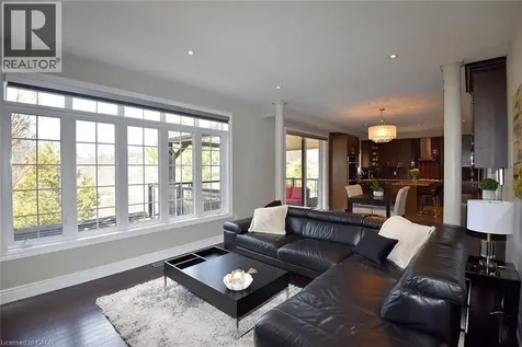 483 Valridge Drive Ancaster ON L9G 0B2