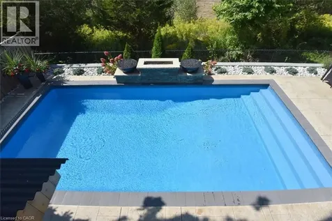 483 Valridge Drive Ancaster ON L9G 0B2