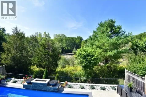 483 Valridge Drive Ancaster ON L9G 0B2