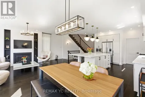 54 Angel Heights Ottawa ON K2S 2N4