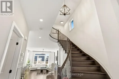 54 Angel Heights Ottawa ON K2S 2N4