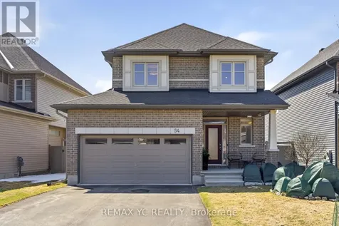 54 Angel Heights Ottawa ON K2S 2N4