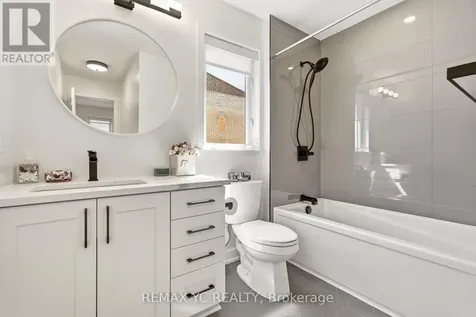 54 Angel Heights Ottawa ON K2S 2N4