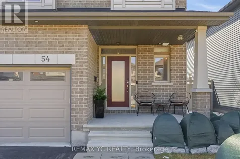 54 Angel Heights Ottawa ON K2S 2N4