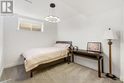 54 Angel Heights Ottawa ON K2S 2N4
