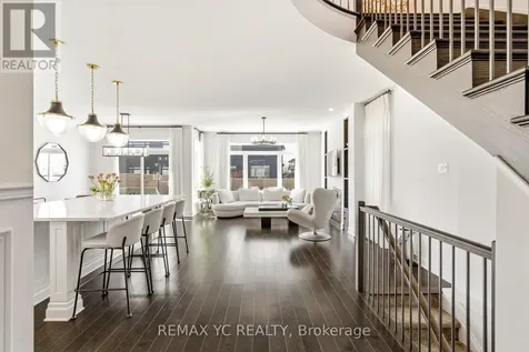 54 Angel Heights Ottawa ON K2S 2N4