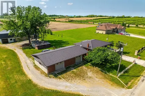 617 Eighth Road East Hamilton ON L8J 2X4