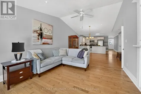 19 Greenway Drive Wasaga Beach ON L9Z 0E6