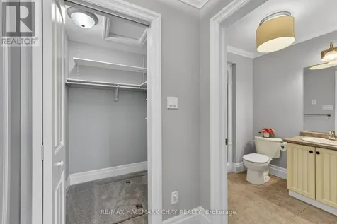 19 Greenway Drive Wasaga Beach ON L9Z 0E6