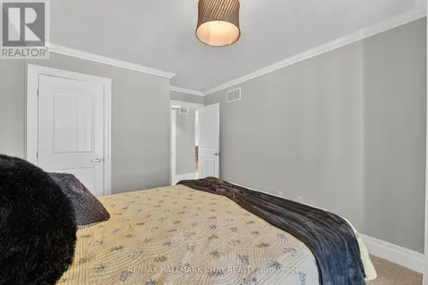 19 Greenway Drive Wasaga Beach ON L9Z 0E6