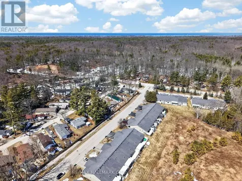 19 Greenway Drive Wasaga Beach ON L9Z 0E6