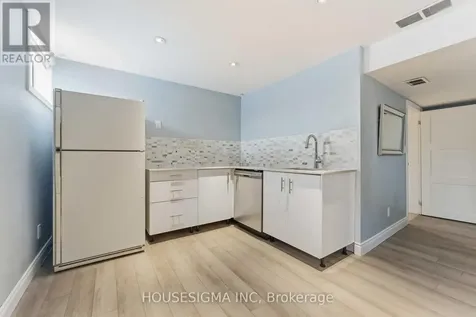 1047 Richard Avenue Ottawa ON K1H 8C3