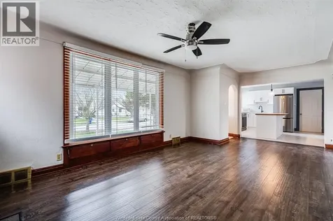 95 Tweedsmuir Avenue East Chatham ON N7M 3Z7