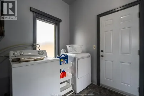95 Tweedsmuir Avenue East Chatham ON N7M 3Z7