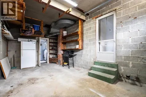 95 Tweedsmuir Avenue East Chatham ON N7M 3Z7