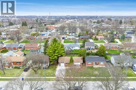 95 Tweedsmuir Avenue East Chatham ON N7M 3Z7