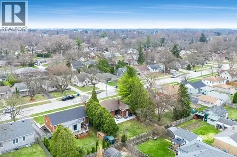 95 Tweedsmuir Avenue East Chatham ON N7M 3Z7