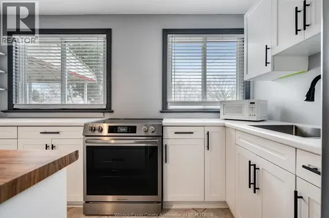 95 Tweedsmuir Avenue East Chatham ON N7M 3Z7