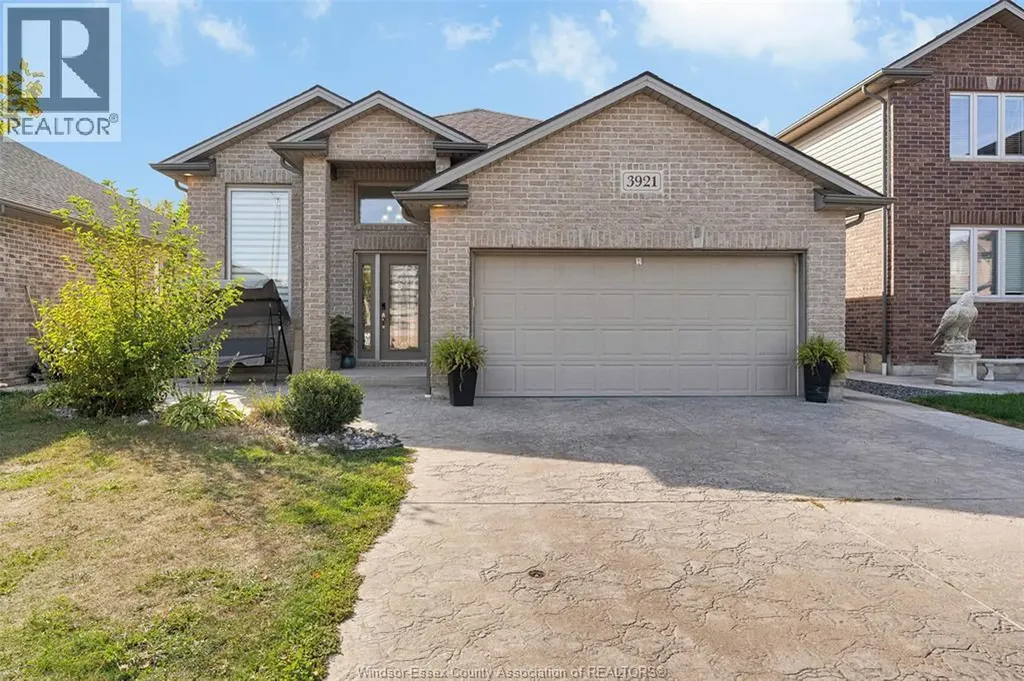 3921 Zanzibar Crescent Windsor ON N9G 0A5