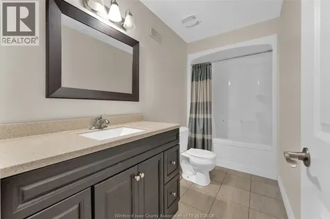3921 Zanzibar Crescent Windsor ON N9G 0A5