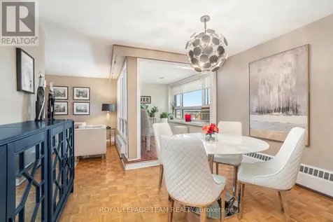 1356 Meadowlands Drive East Ottawa ON K2E 6K6