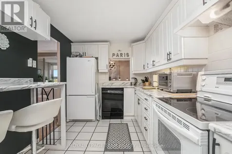 1356 Meadowlands Drive East Ottawa ON K2E 6K6