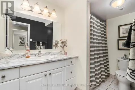 1356 Meadowlands Drive East Ottawa ON K2E 6K6