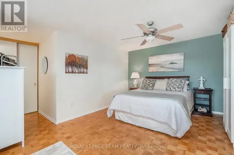 1356 Meadowlands Drive East Ottawa ON K2E 6K6