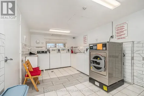 1356 Meadowlands Drive East Ottawa ON K2E 6K6
