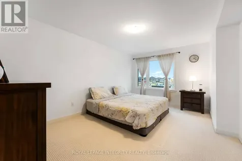 221 Finsbury Avenue Ottawa ON K2S 2X9