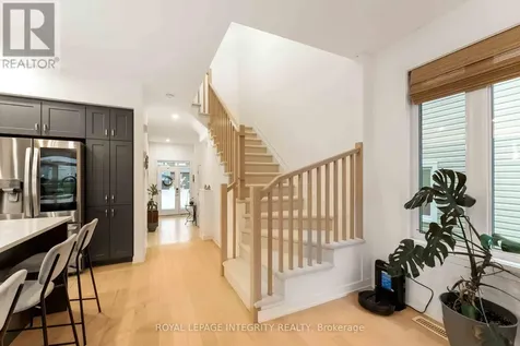 221 Finsbury Avenue Ottawa ON K2S 2X9