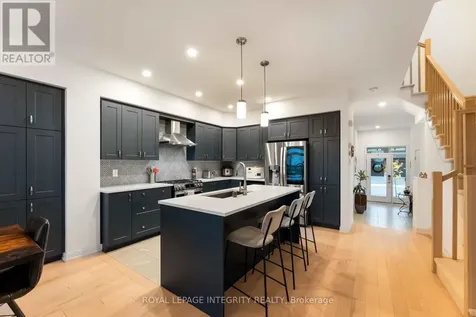 221 Finsbury Avenue Ottawa ON K2S 2X9