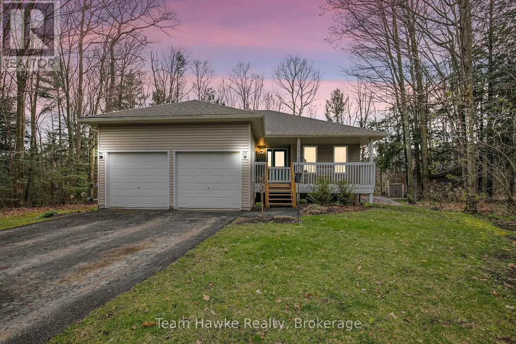 22 Laurier Boulevard Tiny ON L9M 0J2