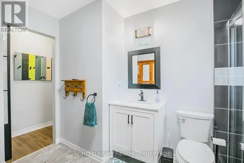22 Laurier Boulevard Tiny ON L9M 0J2