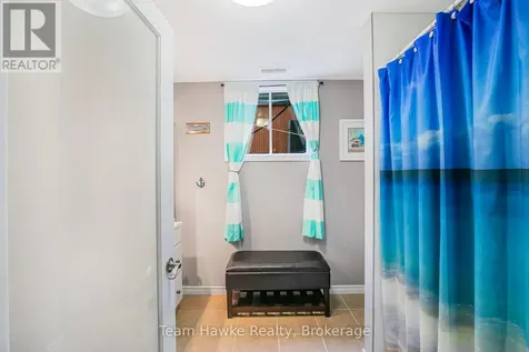 22 Laurier Boulevard Tiny ON L9M 0J2