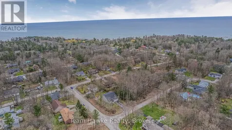 22 Laurier Boulevard Tiny ON L9M 0J2