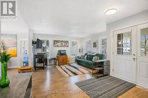 22 Laurier Boulevard Tiny ON L9M 0J2