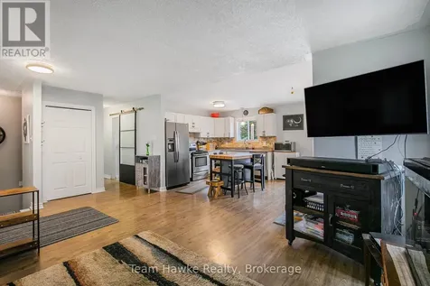 22 Laurier Boulevard Tiny ON L9M 0J2
