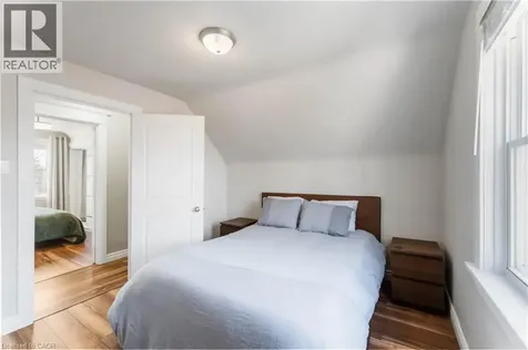 54 Weir Street South Hamilton ON L8K 3A4