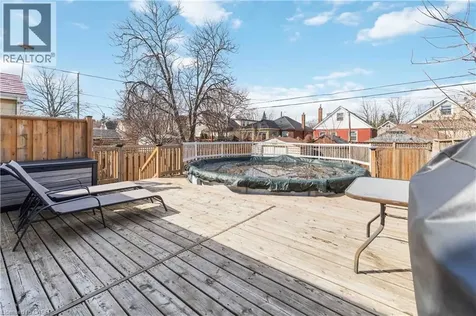 54 Weir Street South Hamilton ON L8K 3A4