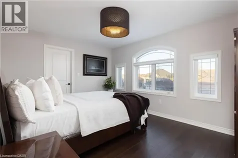 41 Creanona Boulevard Stoney Creek ON L8E 5G2