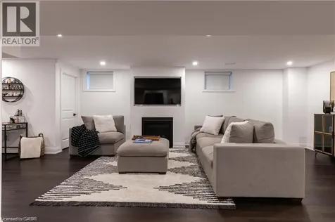 41 Creanona Boulevard Stoney Creek ON L8E 5G2